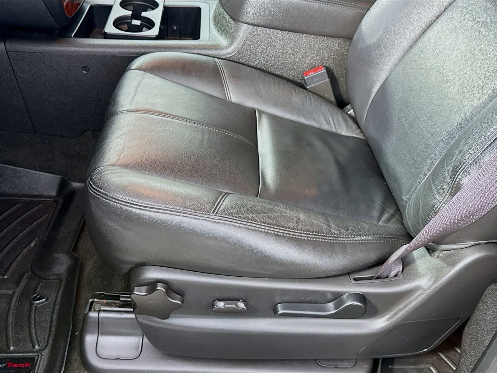 Used 2013 Chevrolet Tahoe LT AWD/4WD image 13