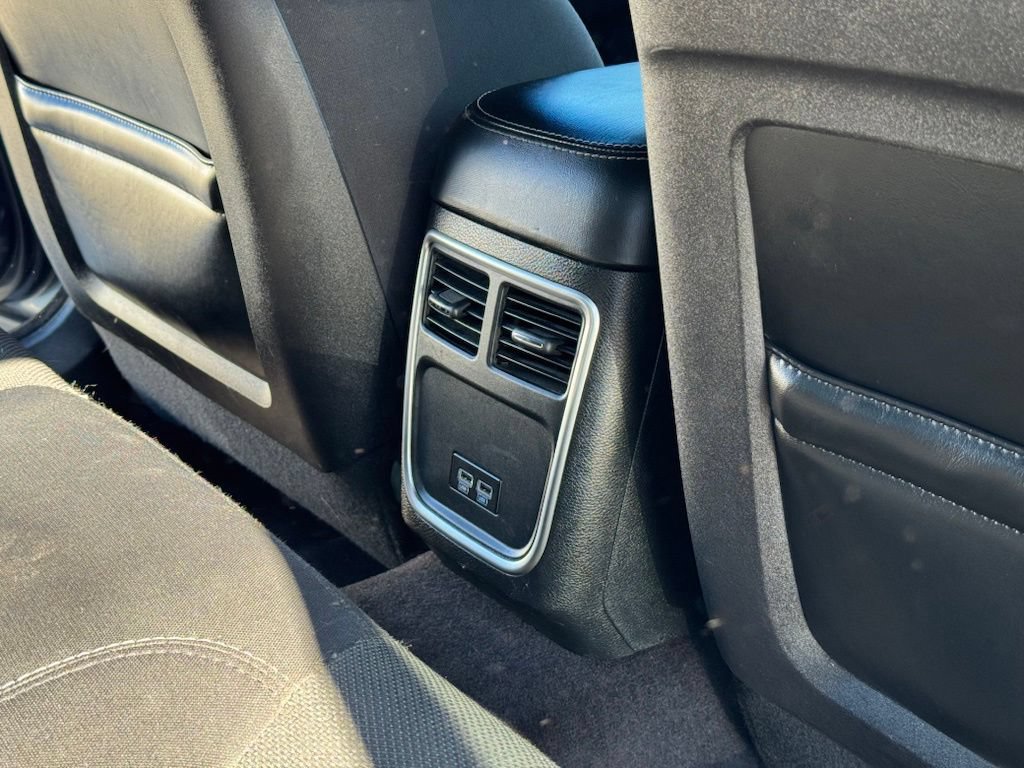 Used 2016 Dodge Charger R/T Scat Pack w/ Beats Audio Group RWD image 21