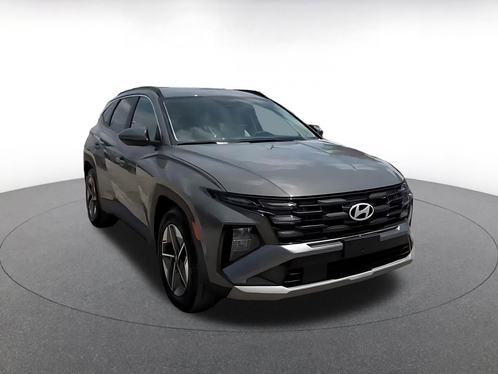Used 2025 Hyundai Tucson SEL FWD image 3
