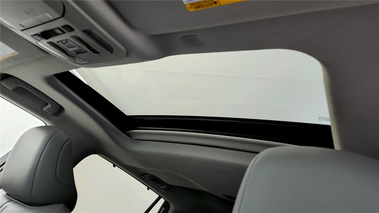 Certified 2020 Toyota Highlander XLE image 39