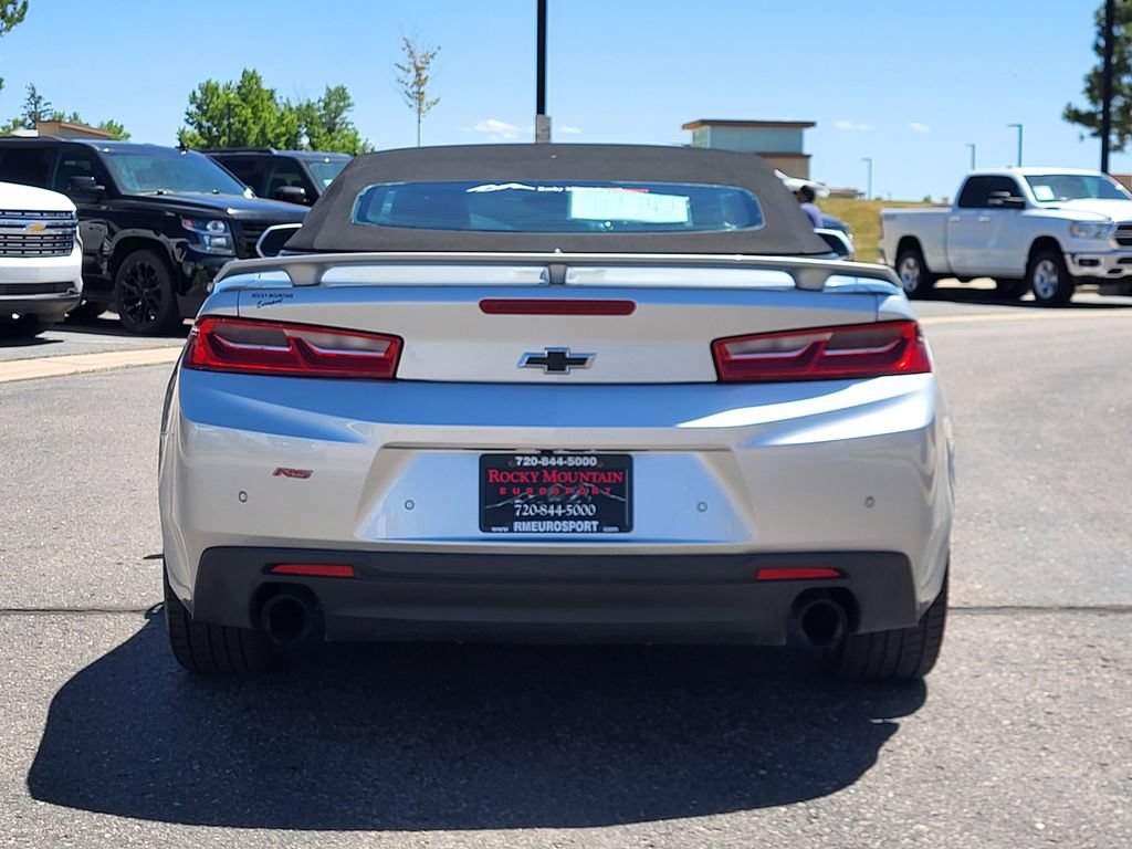 Used 2016 Chevrolet Camaro LT RWD image 5