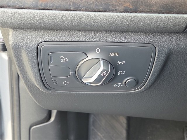 Used 2017 Audi A6 2.0T Premium image 25