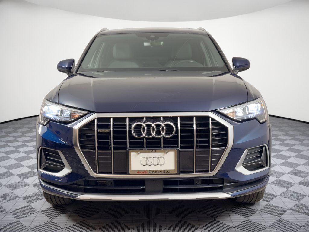 Used 2020 Audi Q3 2.0T Premium w/ Convenience Package AWD/4WD image 6