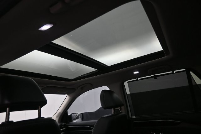 Certified 2024 Honda Pilot Touring image 24