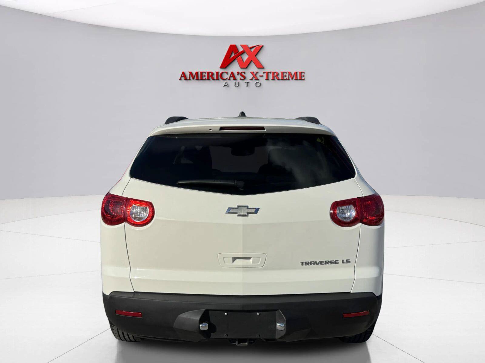 Used 2012 Chevrolet Traverse LS FWD image 5