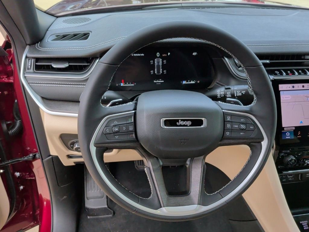 New 2025 Jeep Grand Cherokee Limited image 17