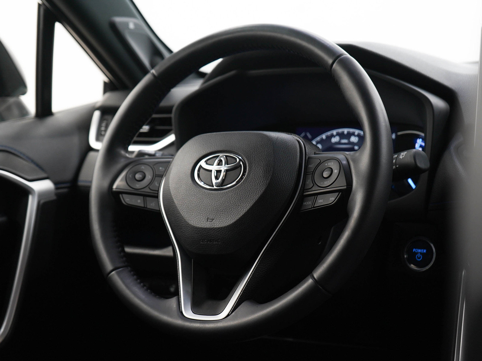 Used 2020 Toyota RAV4 XSE AWD/4WD image 14
