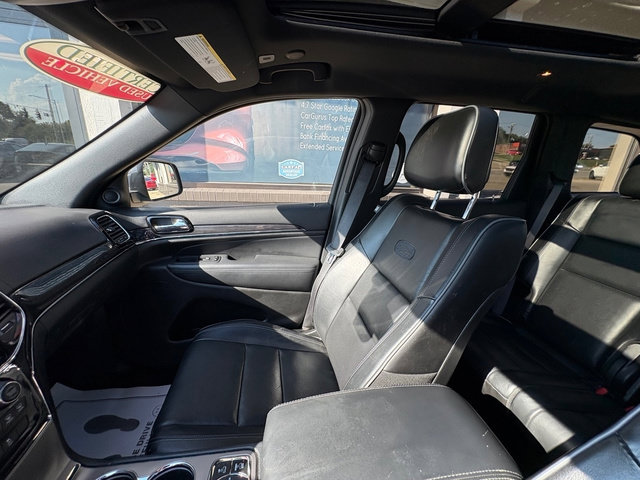 Used 2019 Jeep Grand Cherokee Overland AWD/4WD image 15