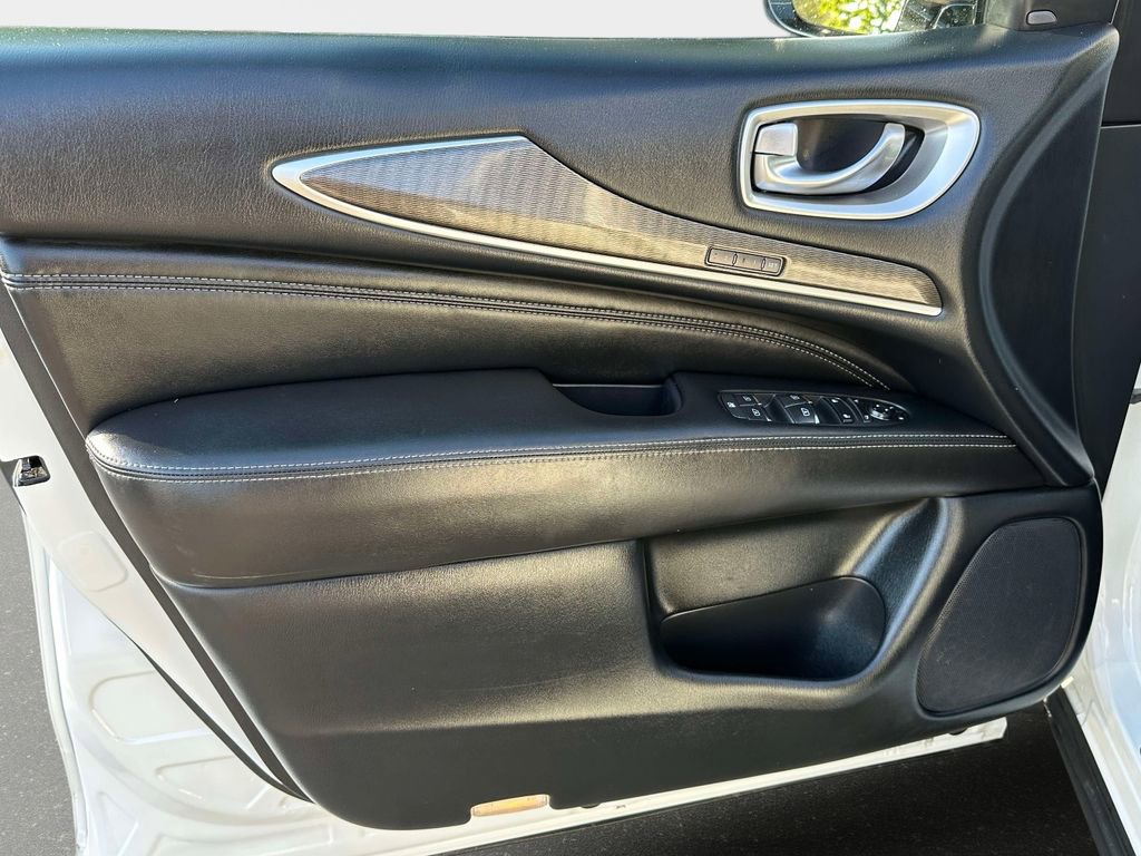 Used 2019 INFINITI QX60 Luxe w/ Essential Package AWD/4WD image 15