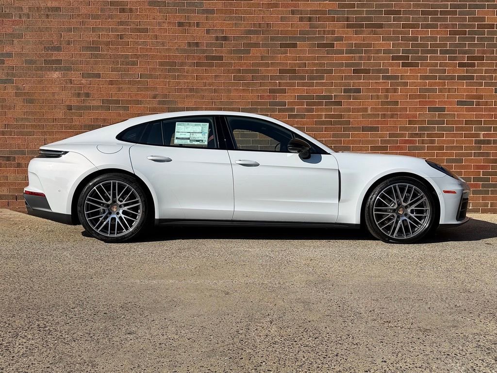 New 2026 Porsche Panamera 4 image 8