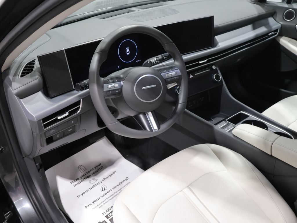 Used 2025 Hyundai Sonata SEL FWD image 15
