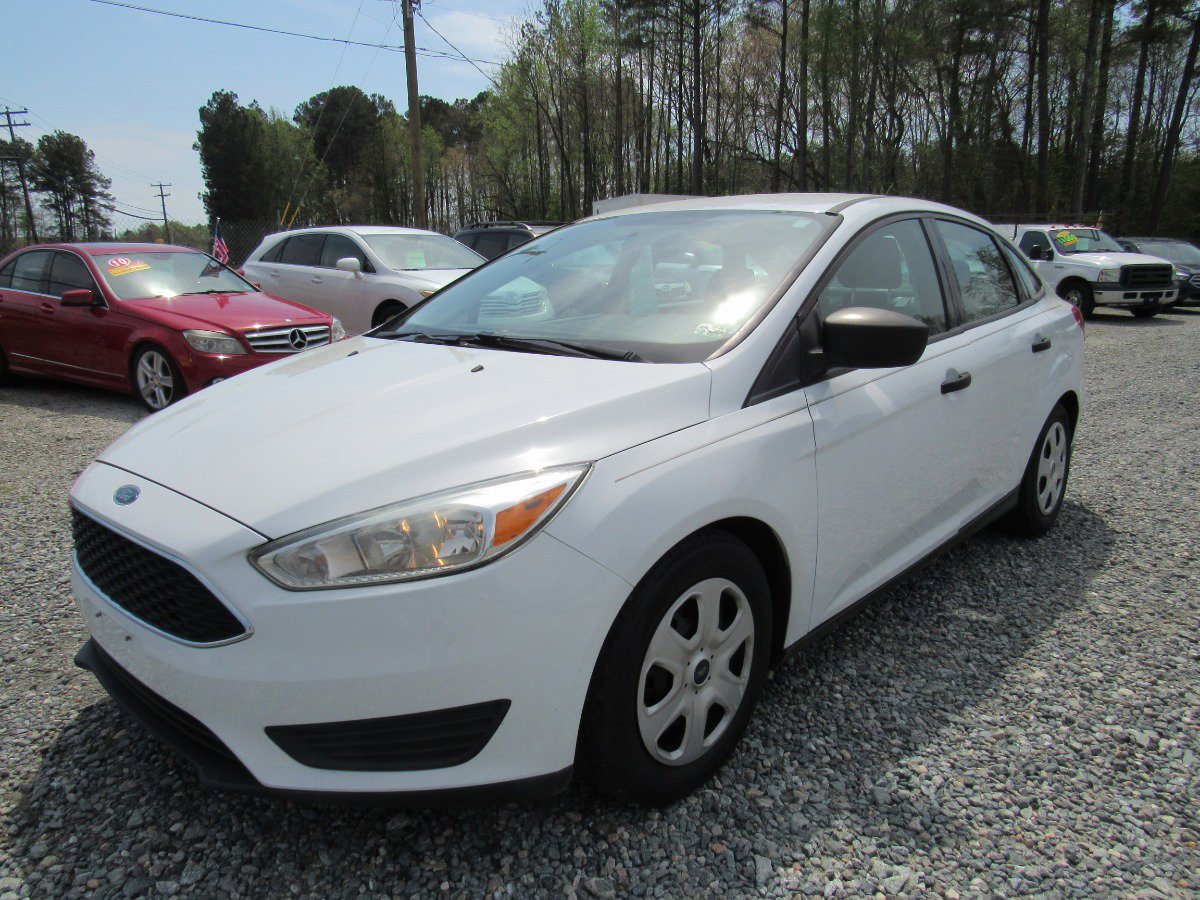 Used 2016 Ford Focus S image 2