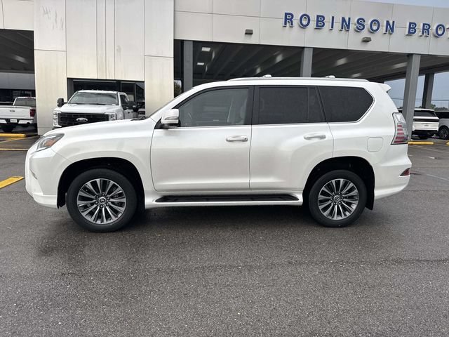 Used 2023 Lexus GX 460 Luxury w/ Accessory Package AWD/4WD image 8
