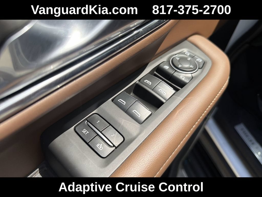 Used 2024 Chevrolet Suburban High Country w/ Advanced Technology Package AWD/4WD image 17