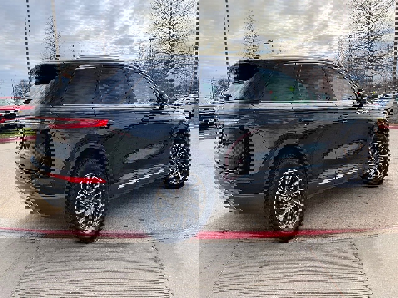 Used 2020 Lincoln Corsair FWD w/ Equipment Group 101A image 6