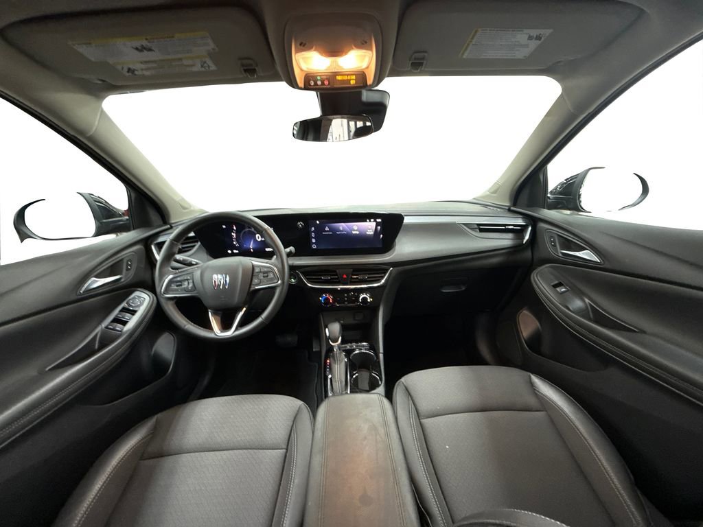 Used 2025 Buick Encore GX Preferred w/ Comfort Package image 17