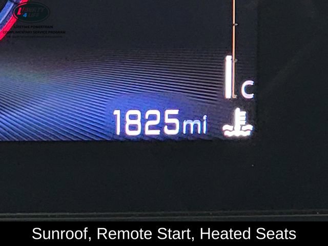 Used 2025 Chevrolet Trax ACTIV w/ Sunroof Package image 32