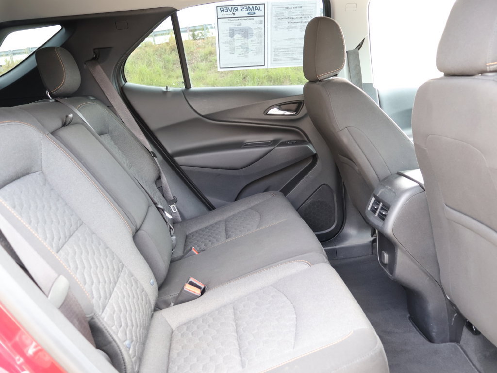 Used 2018 Chevrolet Equinox LT FWD image 11