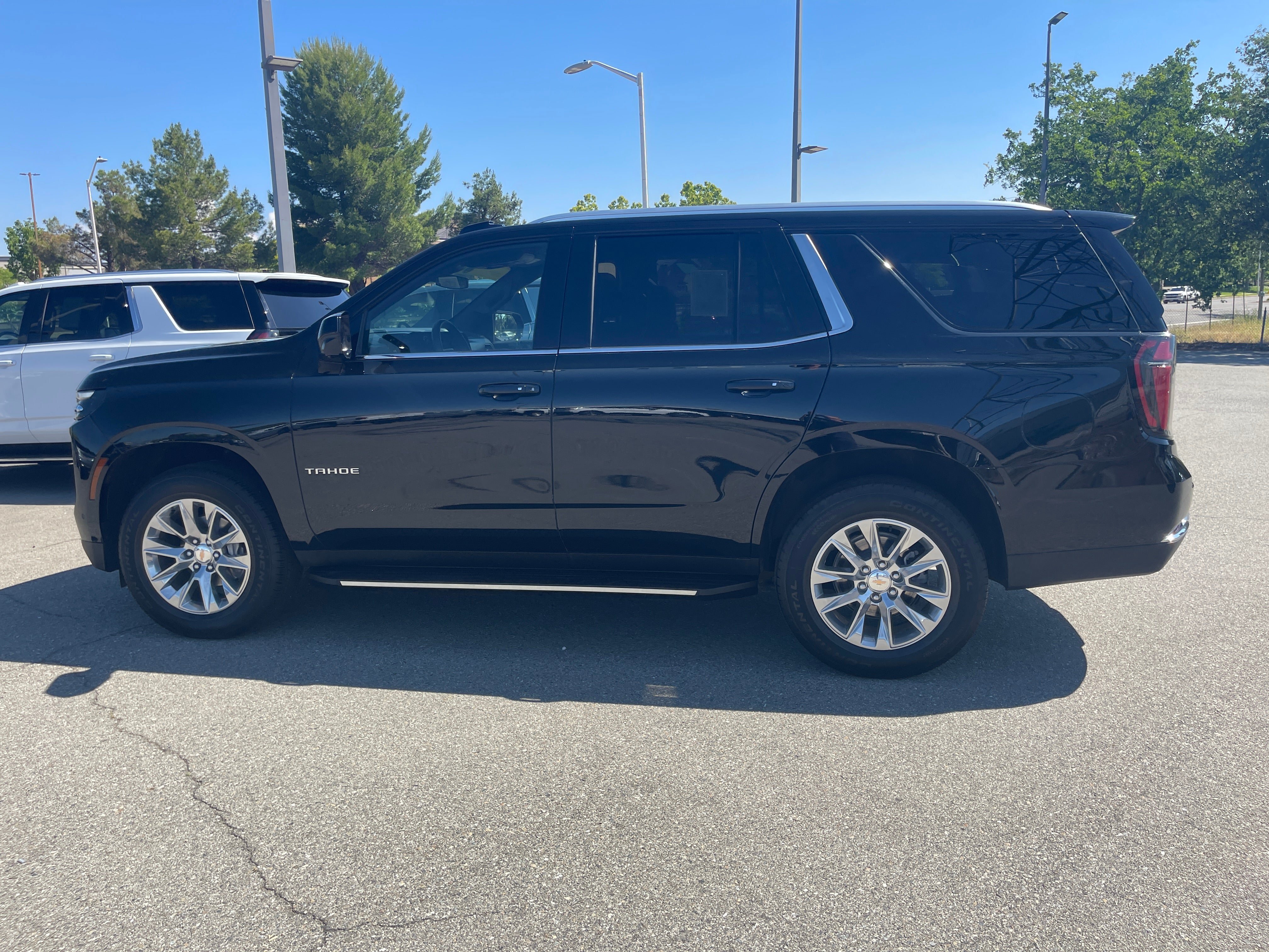 Used 2025 Chevrolet Tahoe LT AWD/4WD image 8