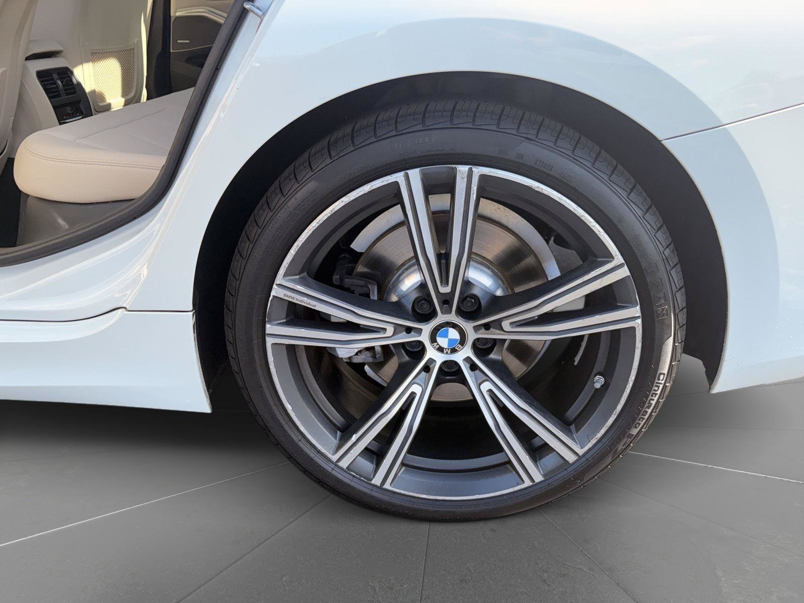 Used 2020 BMW 330i Sedan RWD image 11