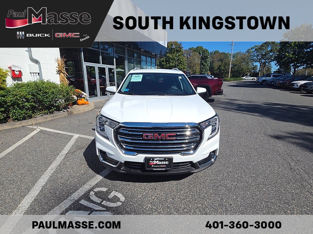 Used 2023 GMC Terrain SLT AWD/4WD image 2
