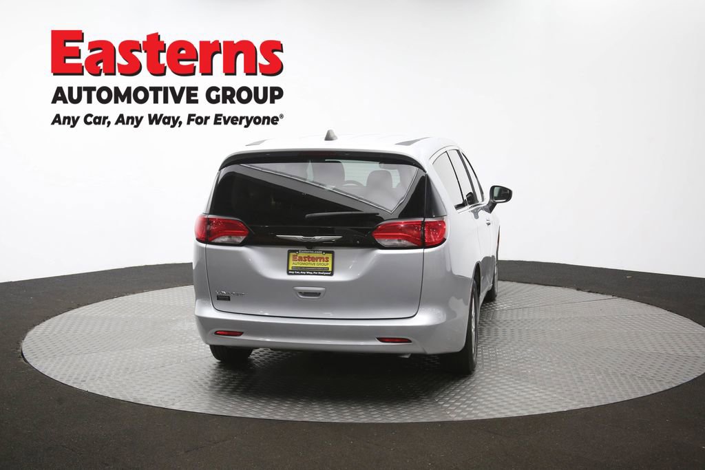 Used 2023 Chrysler Voyager LX FWD image 38