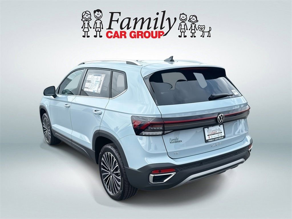 New 2025 Volkswagen Taos SE image 4