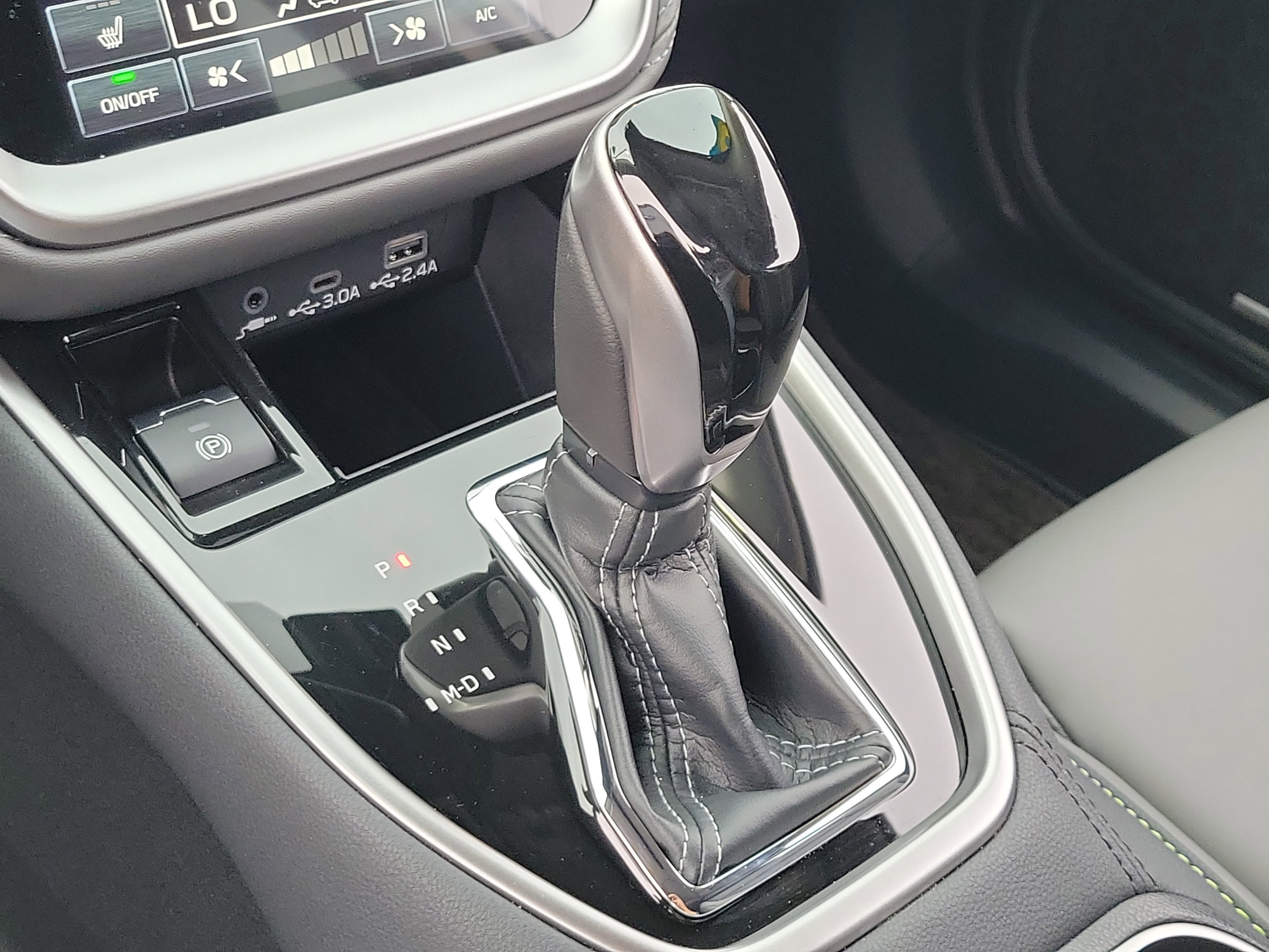 Certified 2025 Subaru Outback Onyx Edition image 24