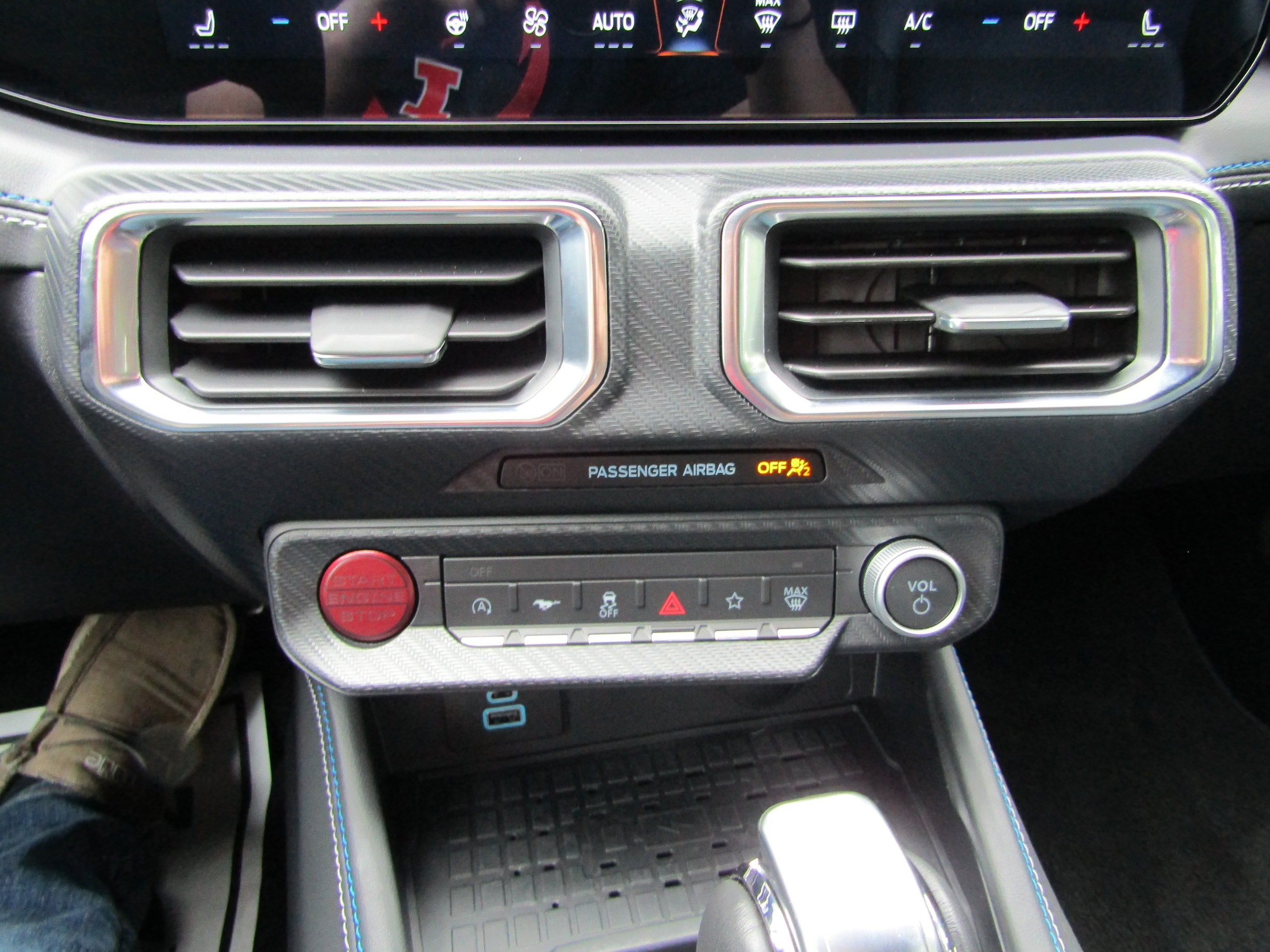 Used 2024 Ford Mustang GT Premium RWD image 22