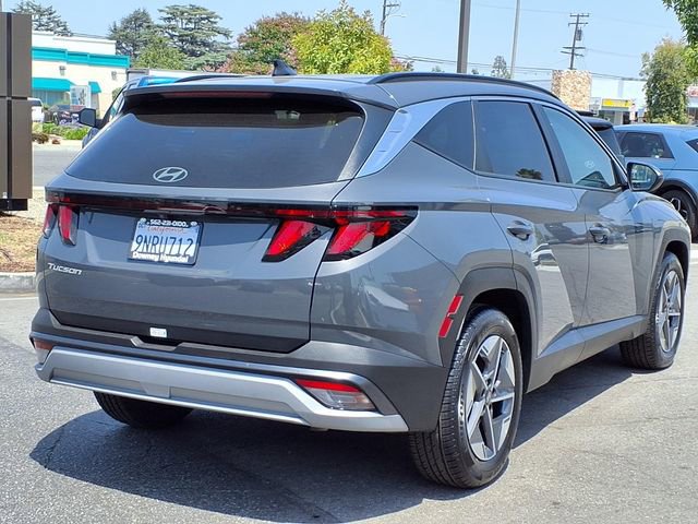Certified 2025 Hyundai Tucson SEL FWD image 4