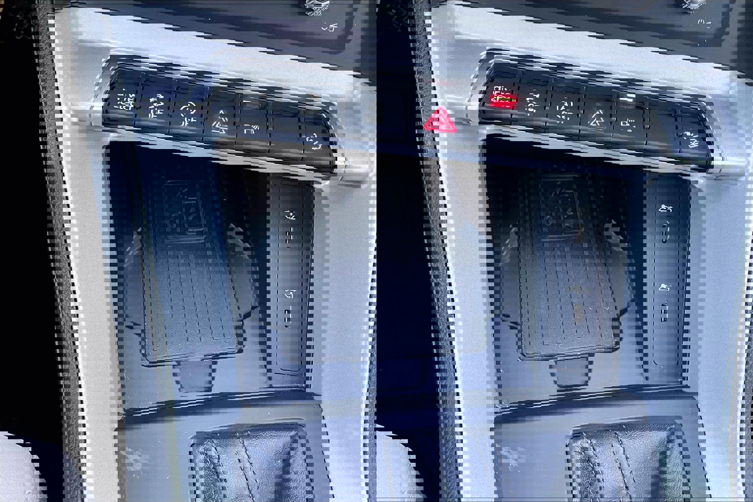 Used 2024 Audi Q3 2.0T Premium image 16