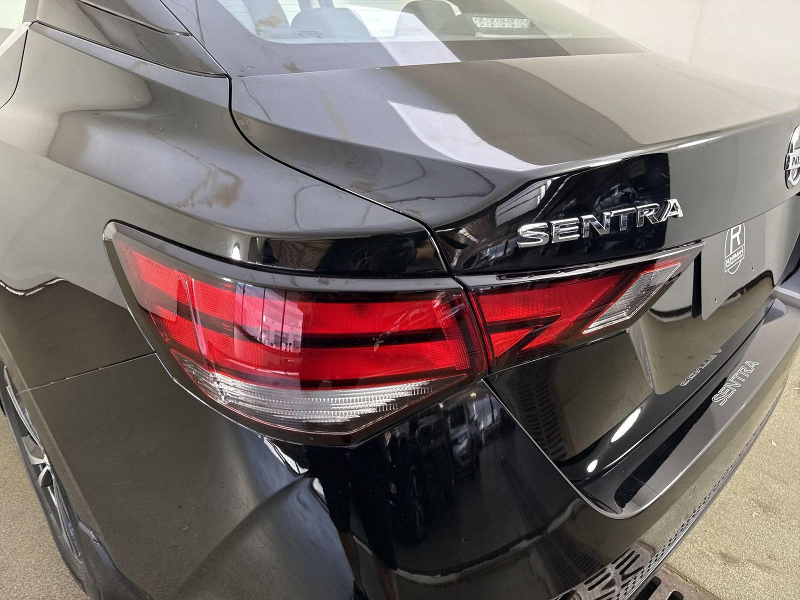 Used 2023 Nissan Sentra SV w/ All-Weather Package FWD image 30