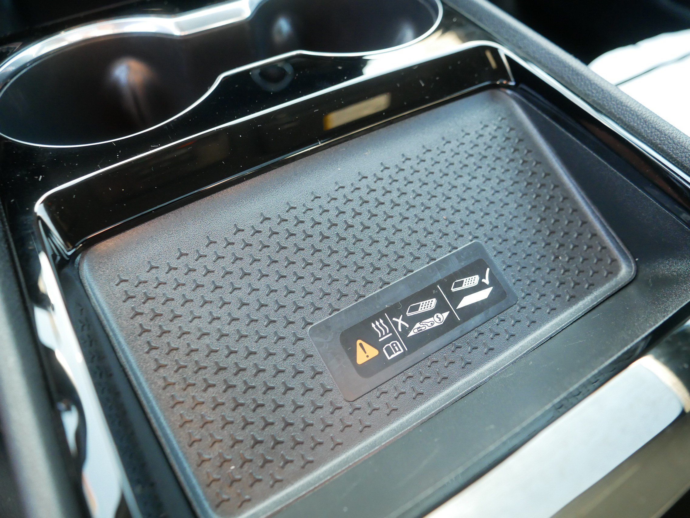 Used 2024 Chevrolet Blazer EV LT AWD/4WD image 37