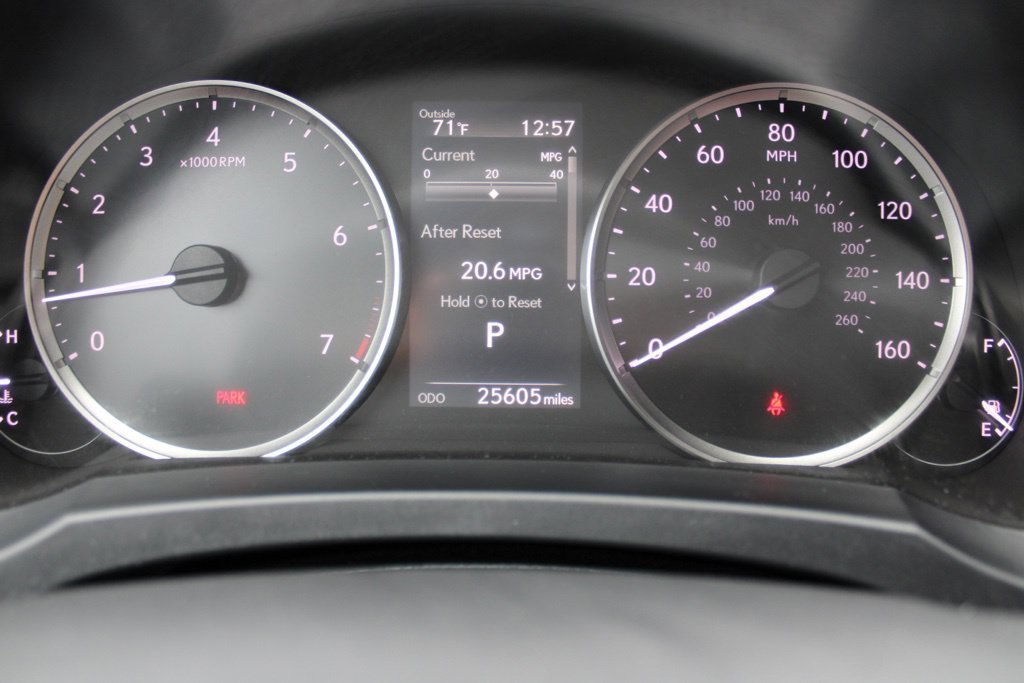 Used 2024 Lexus IS 350 F Sport RWD image 22