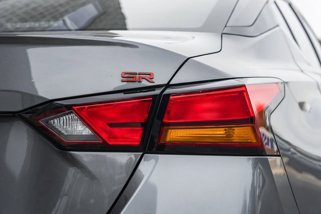 Used 2025 Nissan Altima 2.5 SR image 8