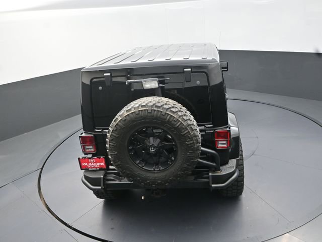 Used 2012 Jeep Wrangler Unlimited Rubicon image 50