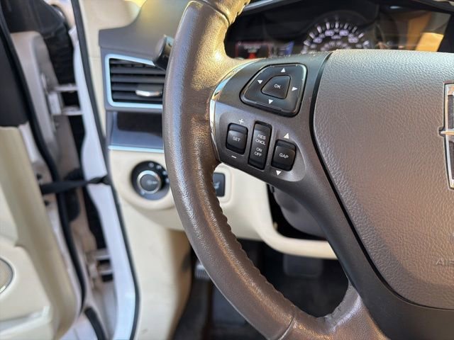 Used 2018 Lincoln MKT AWD w/ Technology Package image 24