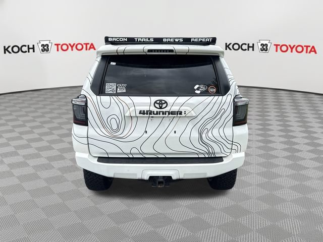Used 2022 Toyota 4Runner SR5 Premium w/ Moonroof Package AWD/4WD image 7