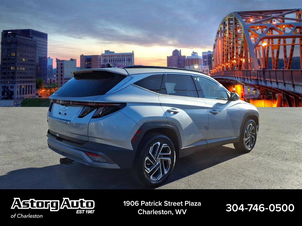 Used 2025 Hyundai Tucson Limited image 3