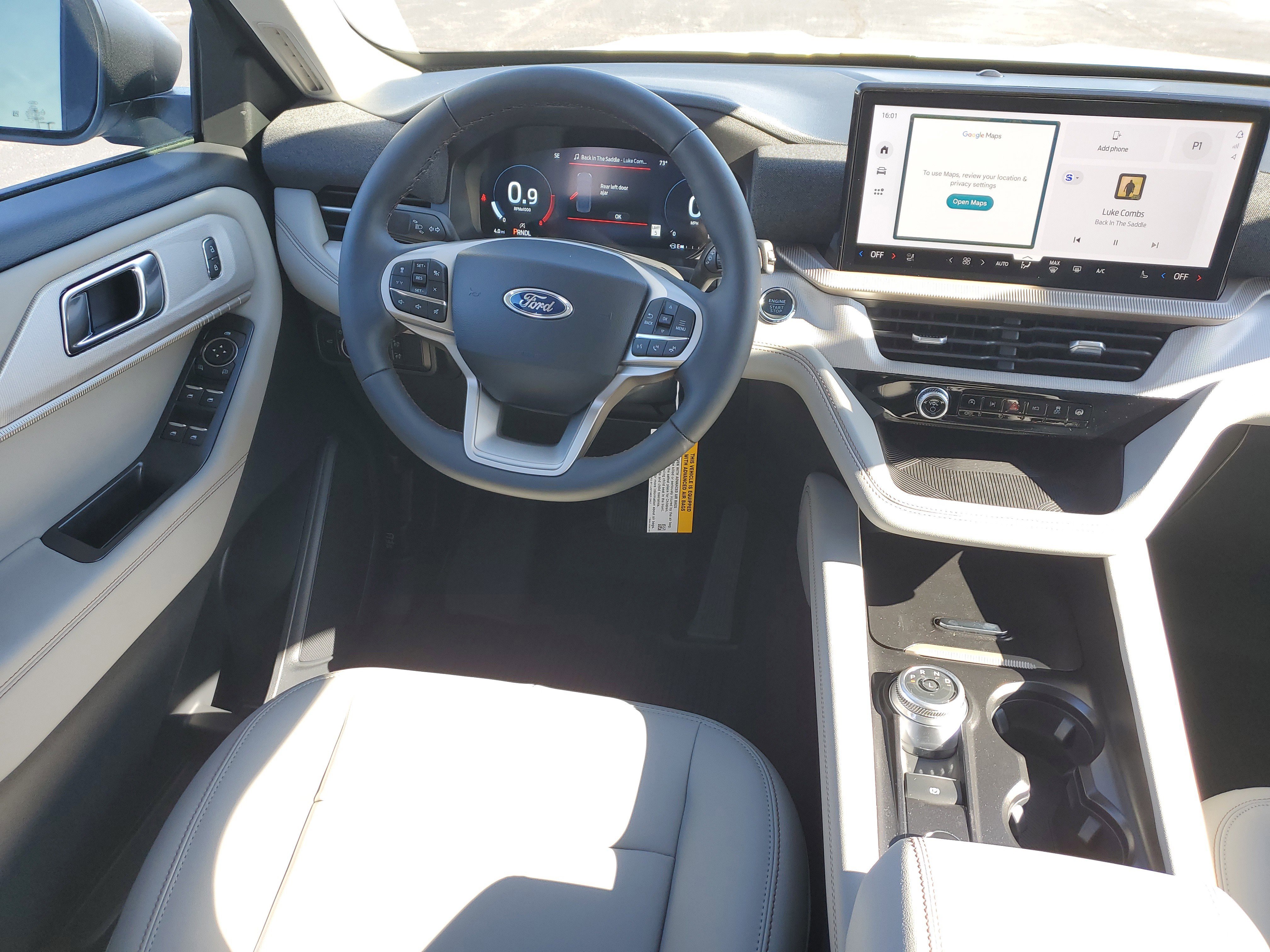 New 2025 Ford Explorer Active w/ Active Comfort Package image 14