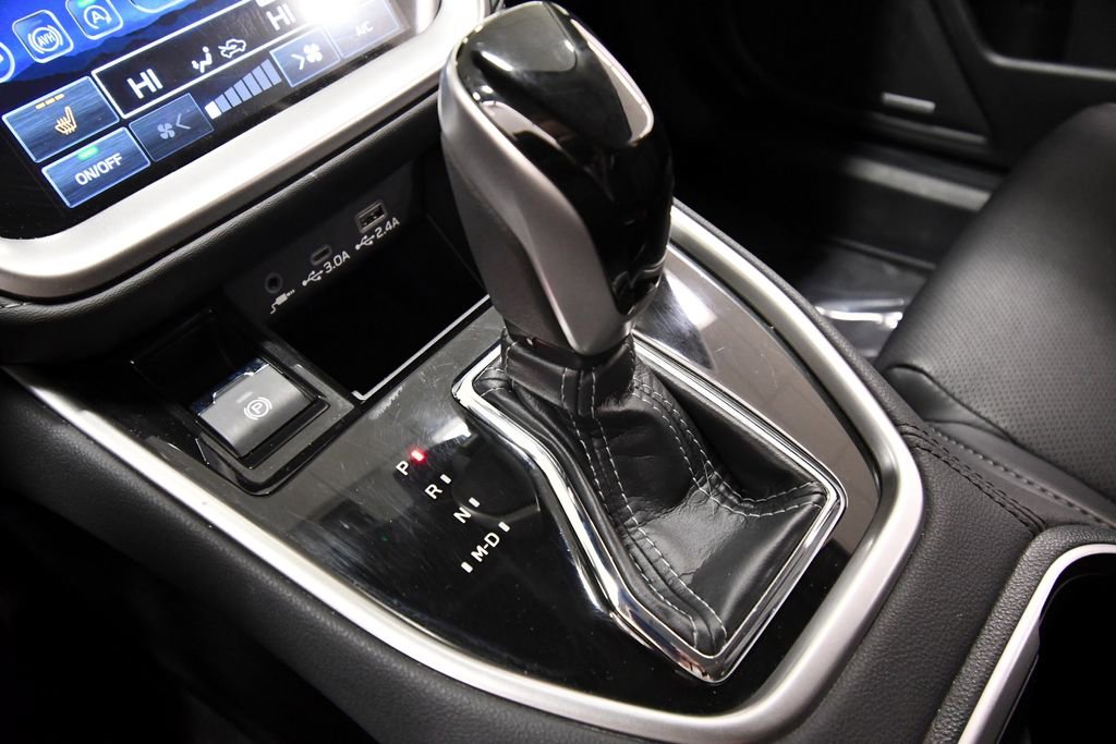 Used 2025 Subaru Outback Limited image 26