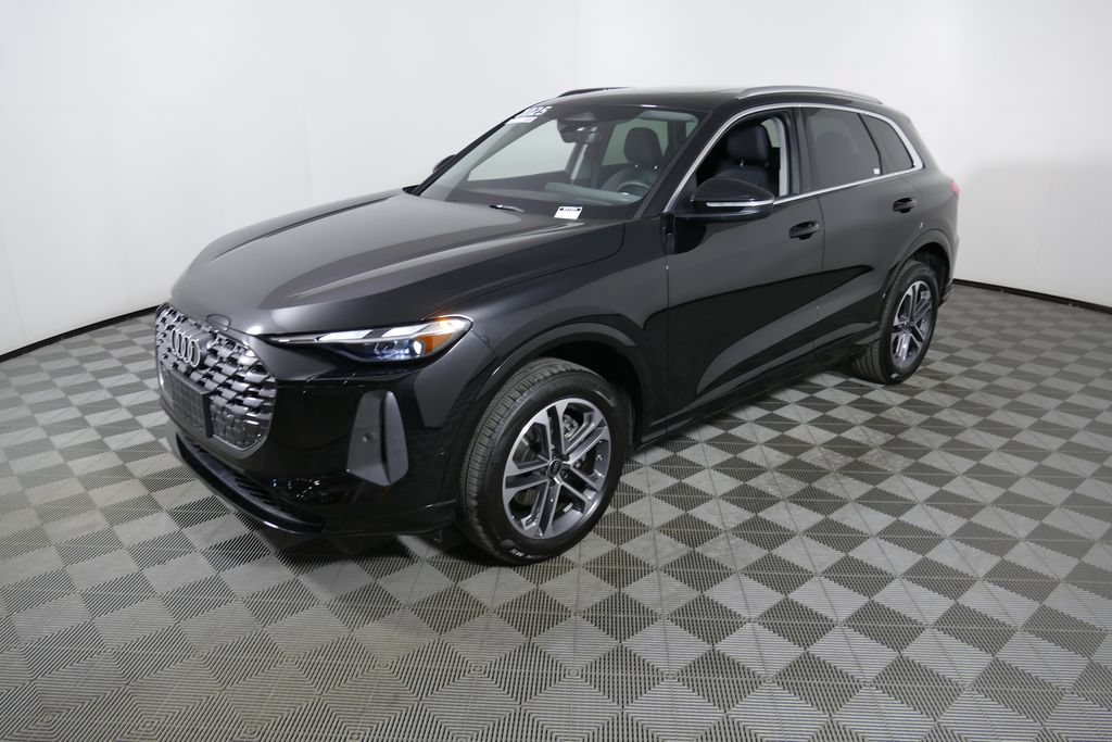 Certified 2025 Audi Q5 Premium w/ Convenience Package AWD/4WD image 7