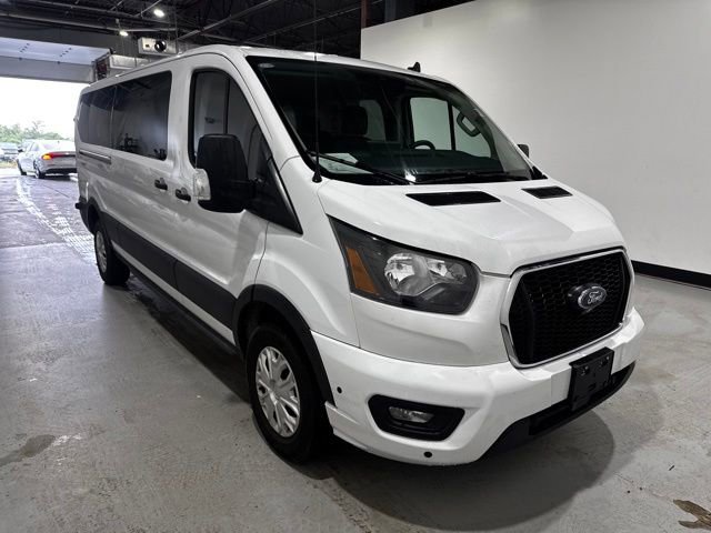 Used 2024 Ford Transit 350 XLT RWD image 3