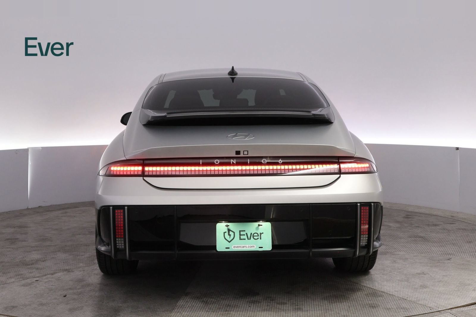 Used 2025 Hyundai Ioniq 6 SEL RWD image 15