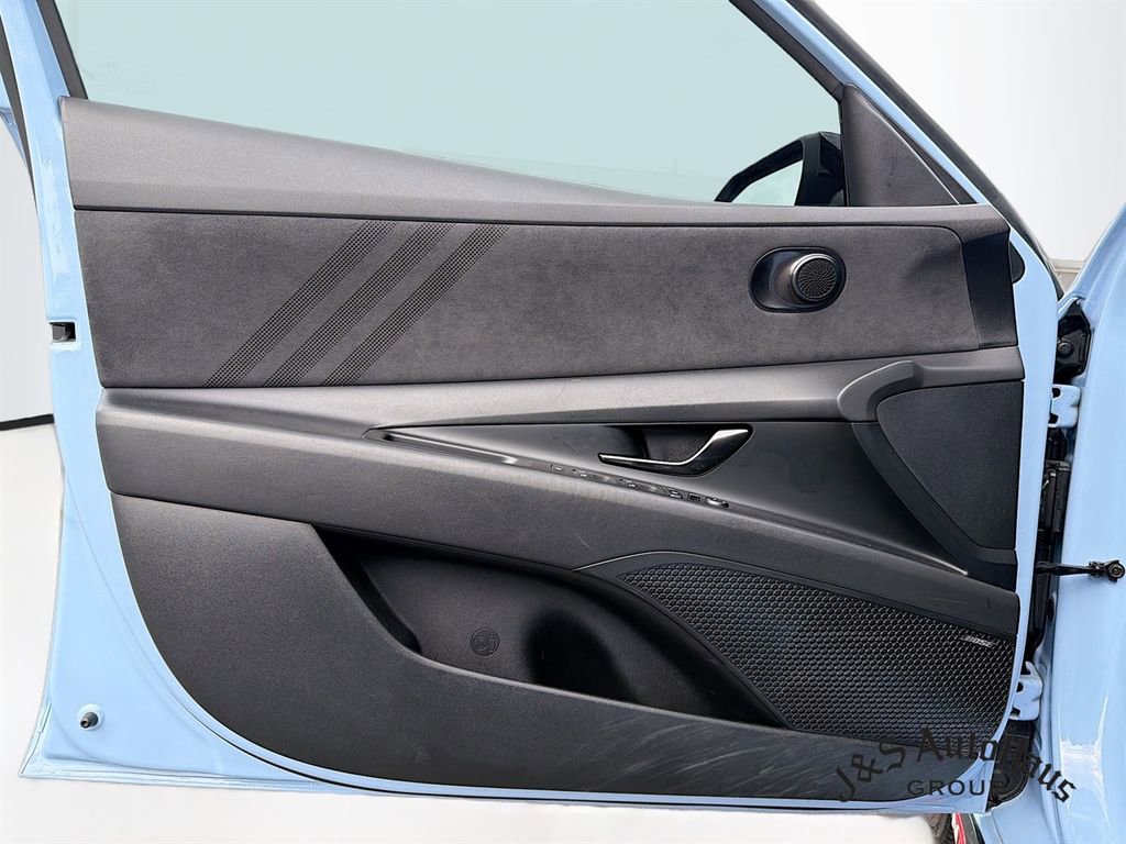 Used 2023 Hyundai Elantra N FWD image 21