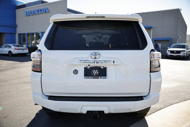 Used 2024 Toyota 4Runner SR5 Premium image 8