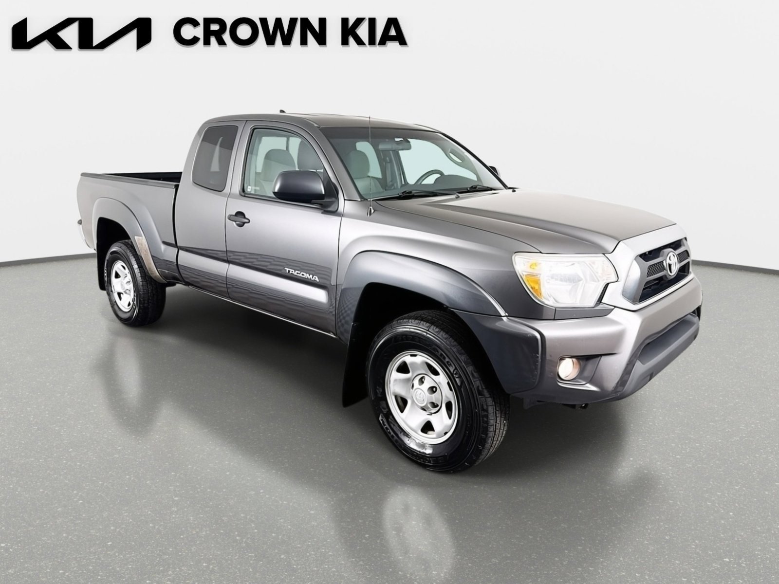 Used 2015 Toyota Tacoma PreRunner w/ SR5 Package image 3