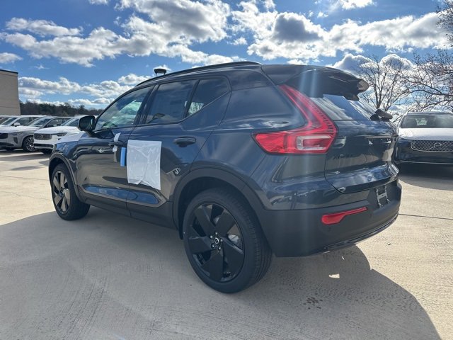 New 2026 Volvo XC40 B5 Ultra w/ Protection Package Premier image 5