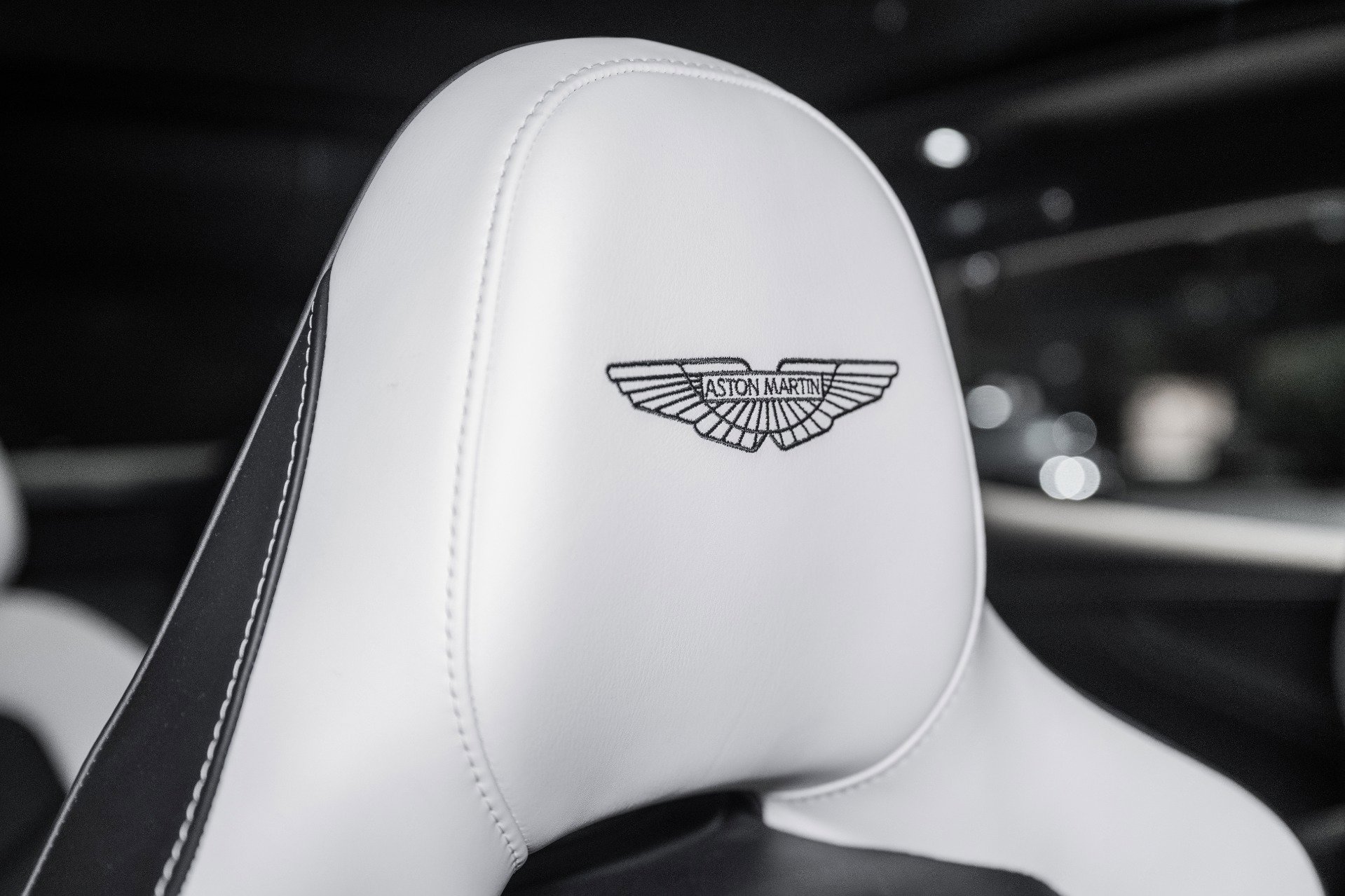 Used 2023 Aston Martin DBX 707 image 5