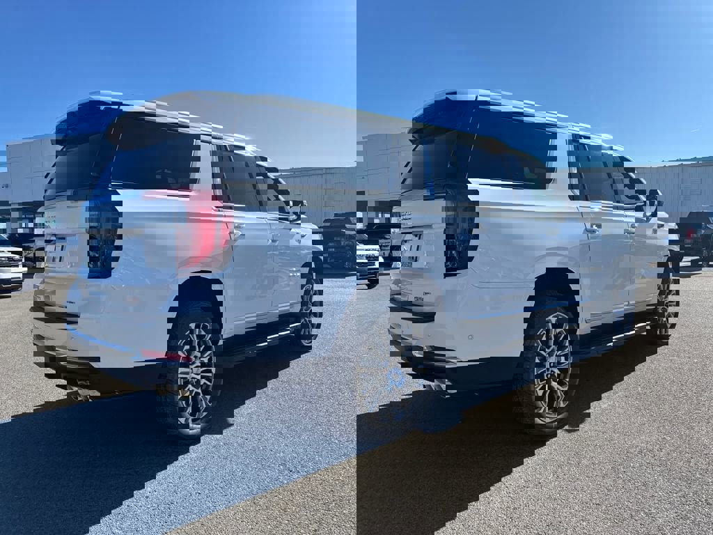 New 2026 GMC Yukon XL Denali w/ LPO, Floor Liner Package image 6